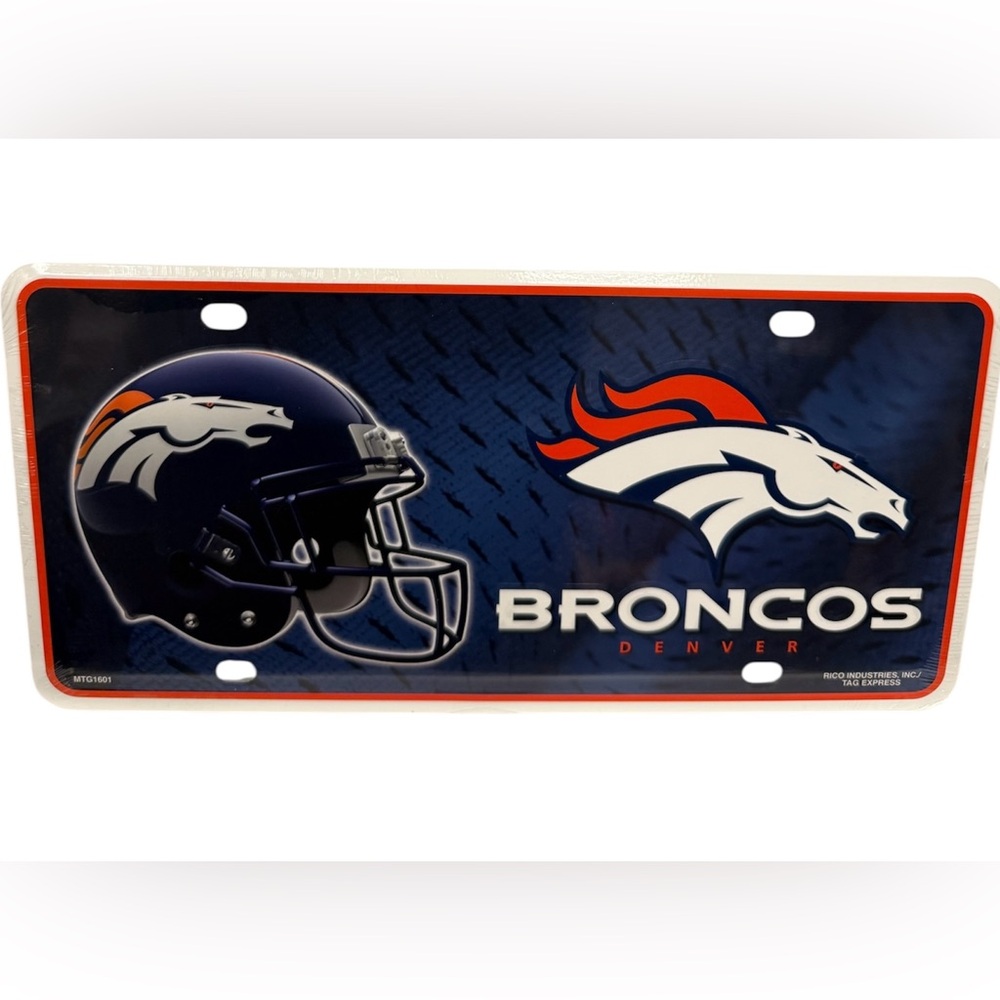 Denver Broncos Metal Auto Tag License Plate NFL Helmet